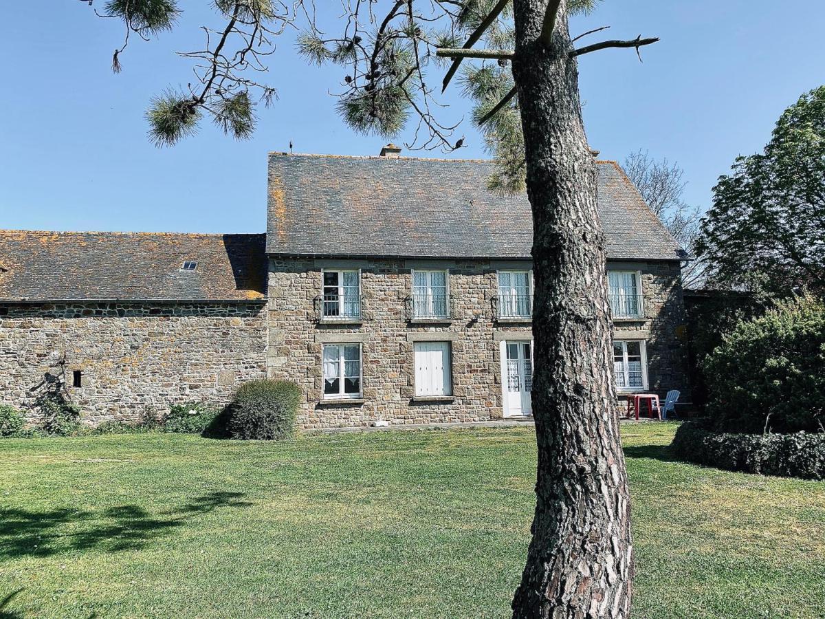 Hotel Domaine De L'Aumone Cherrueix Esterno foto